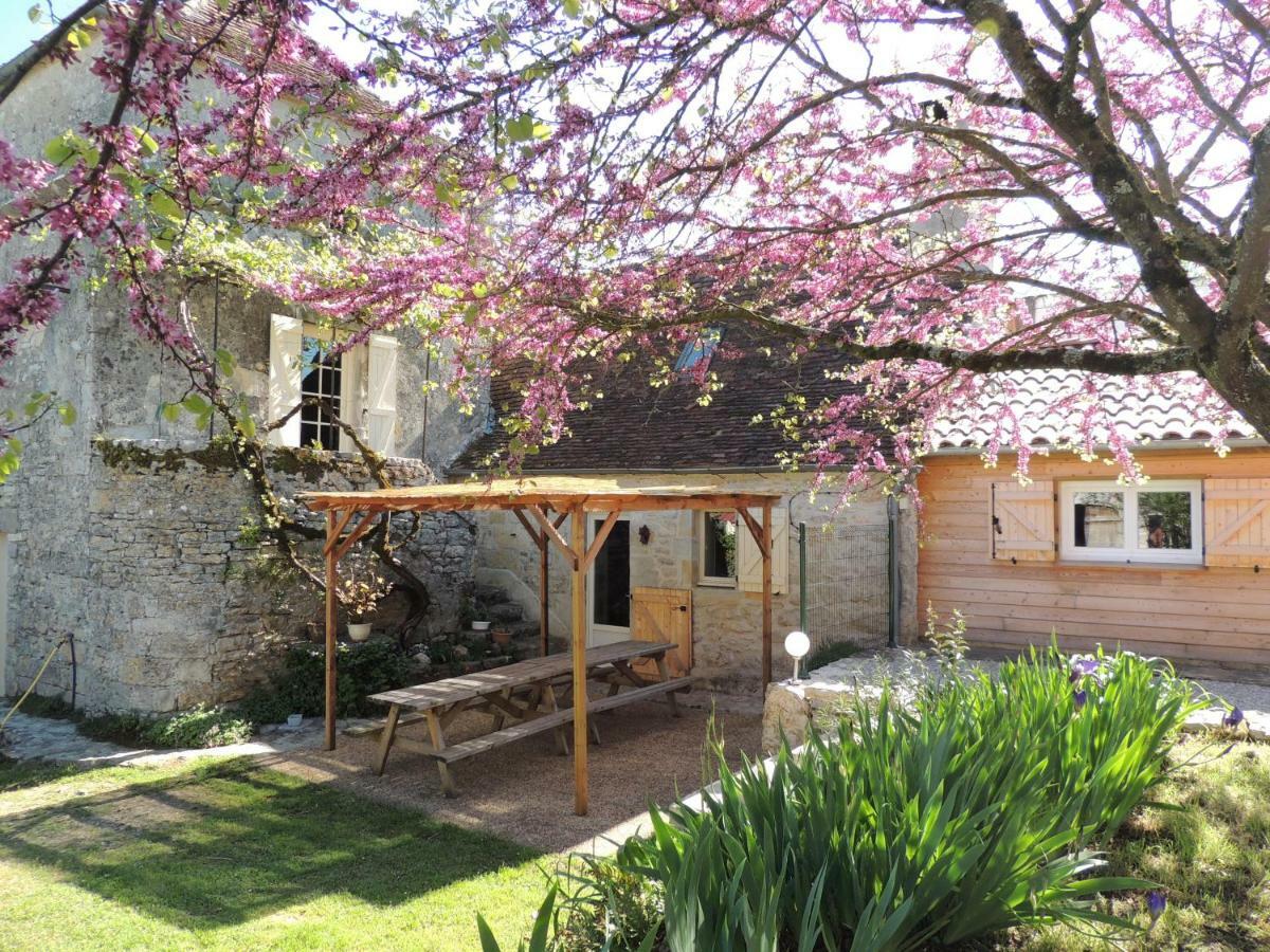 Appartement Le Pigeonnier à Martel Extérieur photo