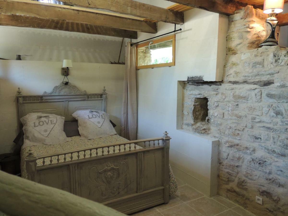 Appartement Le Pigeonnier à Martel Extérieur photo