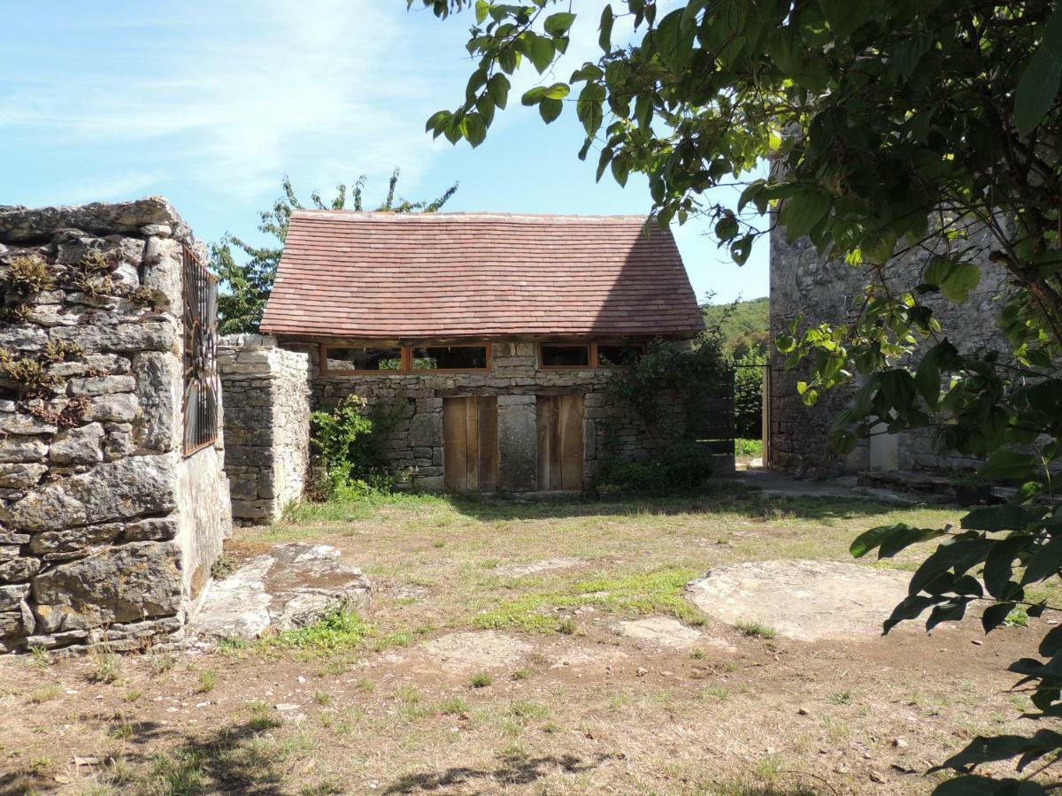 Appartement Le Pigeonnier à Martel Extérieur photo